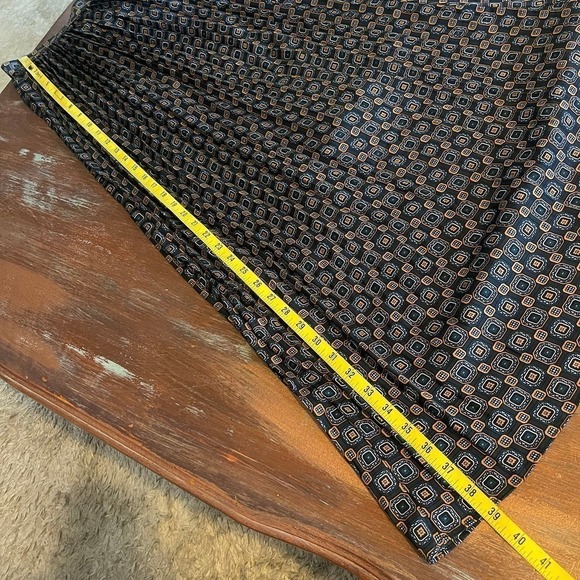 Banana Republic Women's Pleated Maxi Skirt Size 10 - Picture 9 of 9